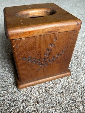 Wooden Carved Tissue Box Cover - Cottage-Core Grandma-Core